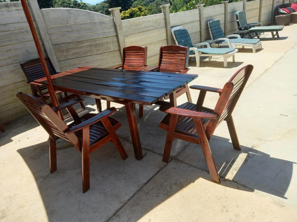 Poolside Guest House 포트 셉스턴 외부 사진
