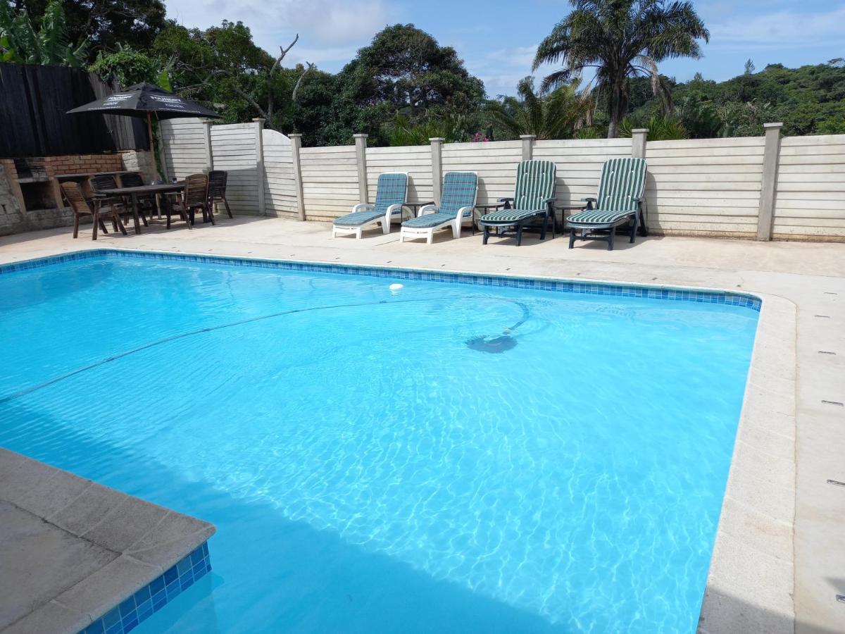 Poolside Guest House 포트 셉스턴 외부 사진